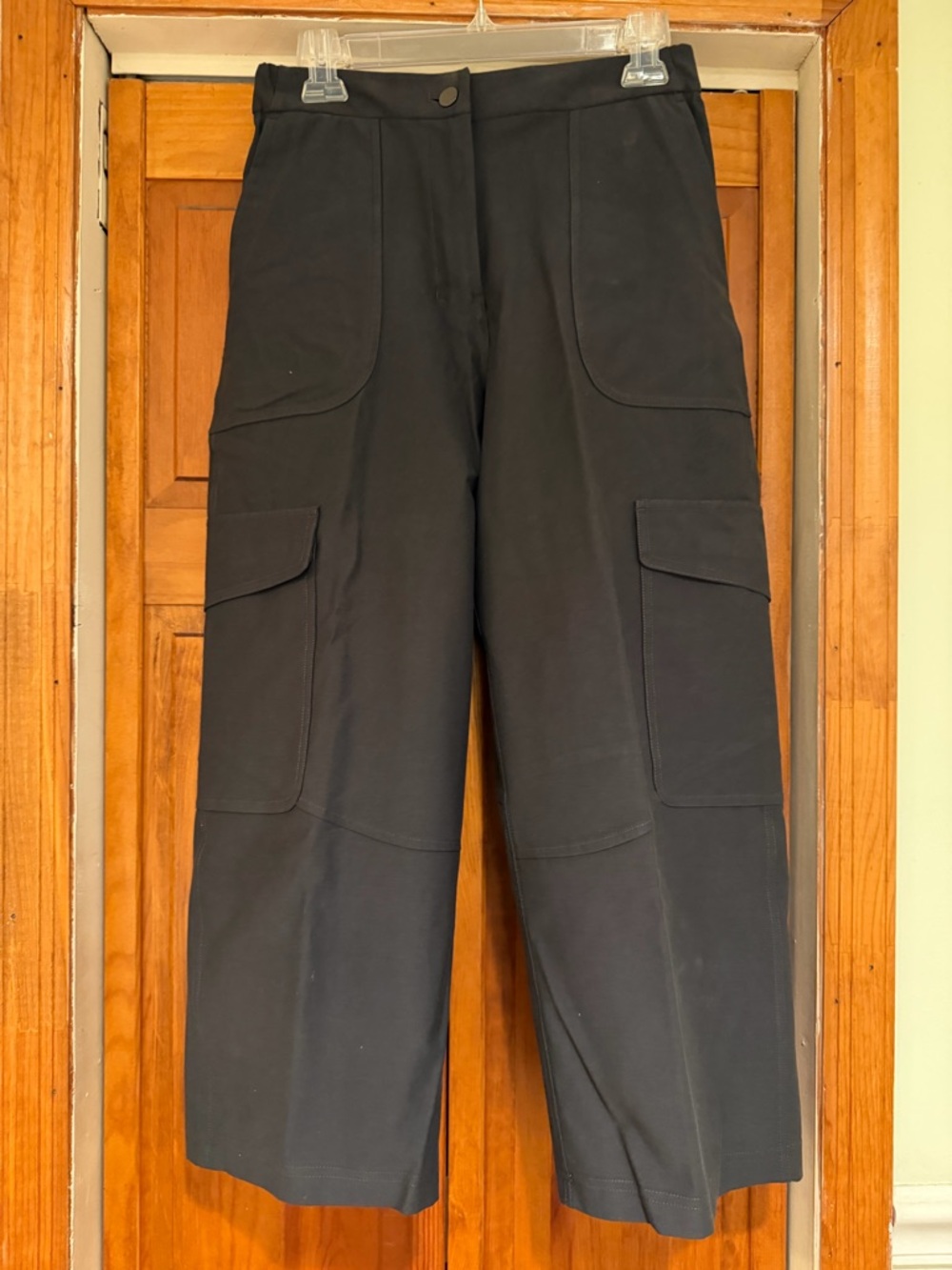Lululemon Black Cropped Cargo Pants